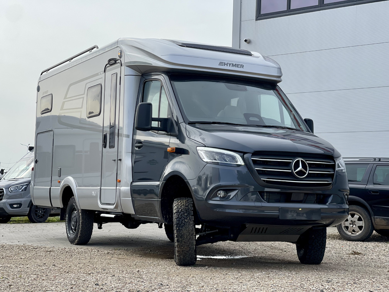 HYMER / ERIBA MLT 580 4x4 - Полуинтегрированный автодом: фото 1 HYMER / ERIBA MLT 580 4x4 - Полуинтегрированный автодом: фото 1