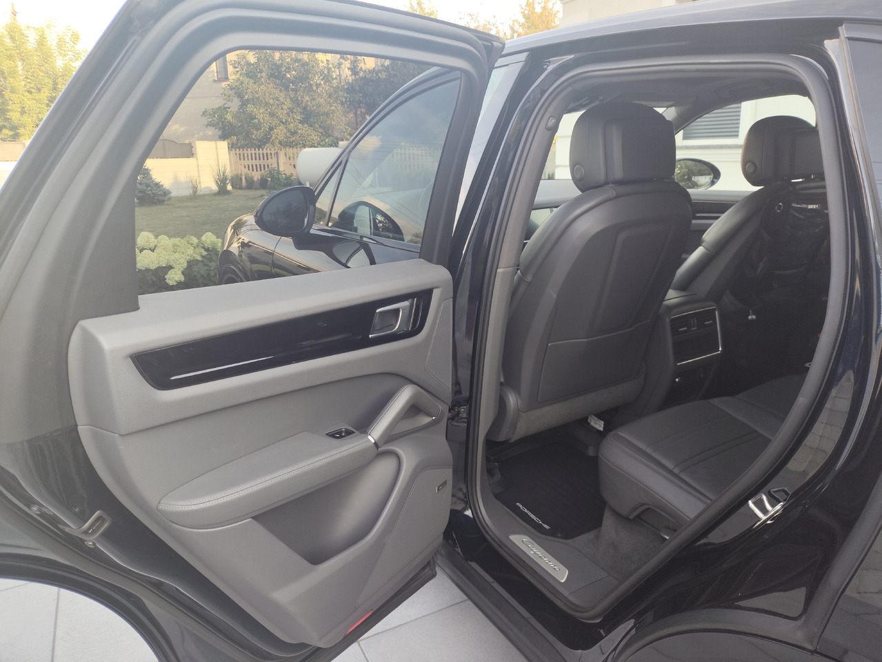 Легковой автомобиль PORSCHE CAYENNE: фото 30