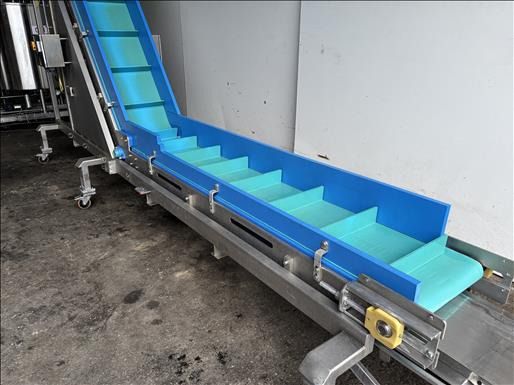 Reading Bakery Systems Flighted elevator conveyor - Конвейер: фото 2 Reading Bakery Systems Flighted elevator conveyor - Конвейер: фото 2