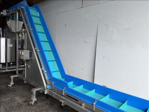Reading Bakery Systems Flighted elevator conveyor - Конвейер: фото 3 Reading Bakery Systems Flighted elevator conveyor - Конвейер: фото 3