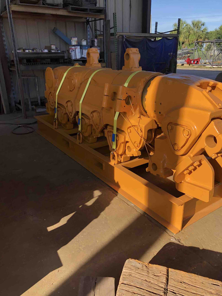 Komatsu D375A-6  - Тягач для Аэродромной техники: фото 2 Komatsu D375A-6  - Тягач для Аэродромной техники: фото 2