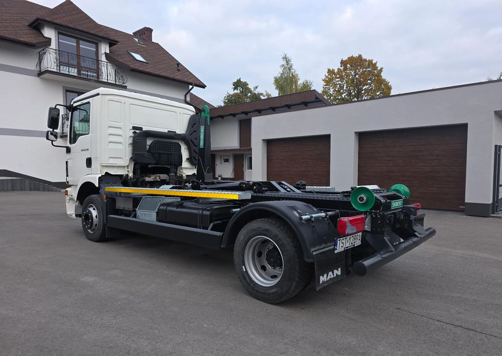 MAN TGM 12.290 - Крюковой мультилифт: фото 4 MAN TGM 12.290 - Крюковой мультилифт: фото 4