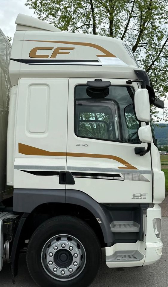 Грузовик с закрытым кузовом DAF CF 330/10.2017/KONTENER MEBLOWY/IZOTERMA/WINDA/18 PALET/E6/NISKI PRZEBIEG/Z NIEMIEC/JAK NOWY/DUŻY SILNIK  10 837cm3//: фото 12