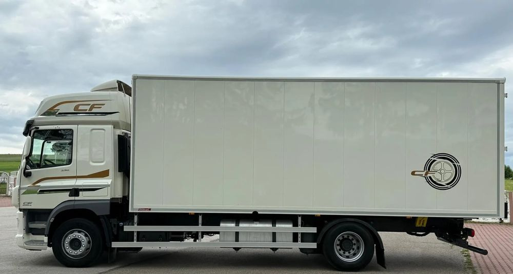 Грузовик с закрытым кузовом DAF CF 330/10.2017/KONTENER MEBLOWY/IZOTERMA/WINDA/18 PALET/E6/NISKI PRZEBIEG/Z NIEMIEC/JAK NOWY/DUŻY SILNIK  10 837cm3//: фото 10