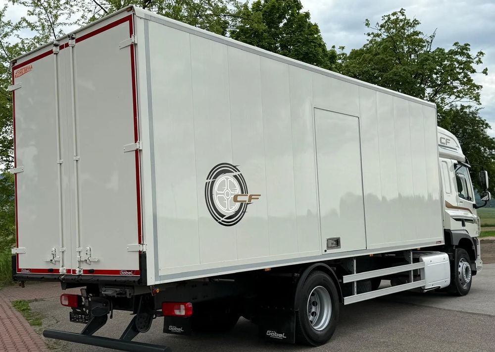 Грузовик с закрытым кузовом DAF CF 330/10.2017/KONTENER MEBLOWY/IZOTERMA/WINDA/18 PALET/E6/NISKI PRZEBIEG/Z NIEMIEC/JAK NOWY/DUŻY SILNIK  10 837cm3//: фото 6