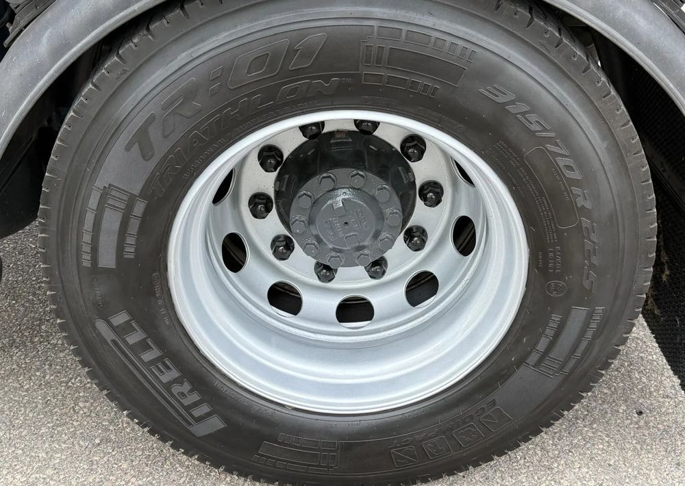 Грузовик с закрытым кузовом DAF CF 330/10.2017/KONTENER MEBLOWY/IZOTERMA/WINDA/18 PALET/E6/NISKI PRZEBIEG/Z NIEMIEC/JAK NOWY/DUŻY SILNIK  10 837cm3//: фото 16