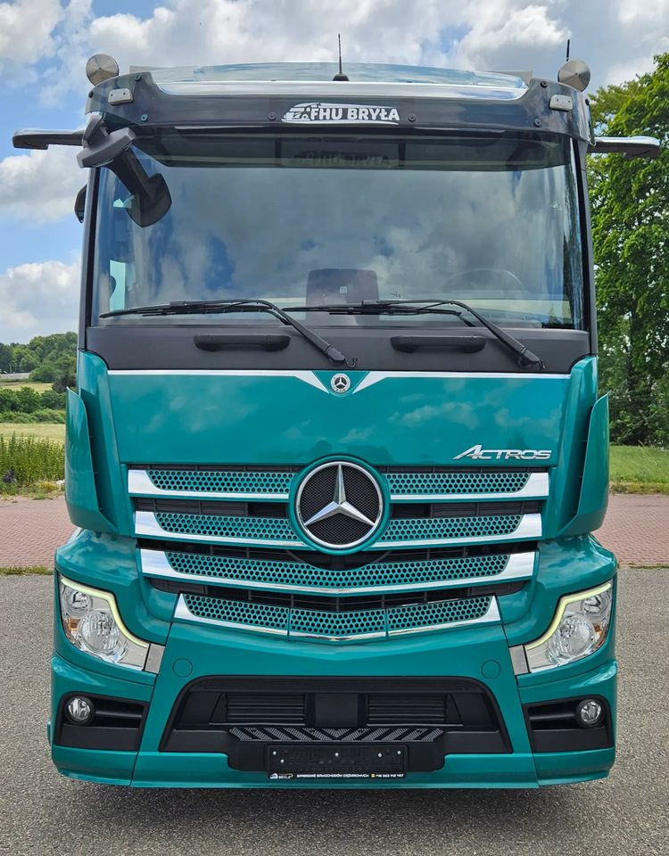 Тентованный грузовик Mercedes-Benz ACTROS 1833 / BURTO-FIRANKA / WINDA / 18 PALET / 8600 ŁADOWNOŚĆ / AUTOMAT / DUŻY SILNIK / 10.2019  ROK / SYPIALKA / LEDY / KAMERY / VIRTUAL COCPIT/ JAK NOWY: фото 12