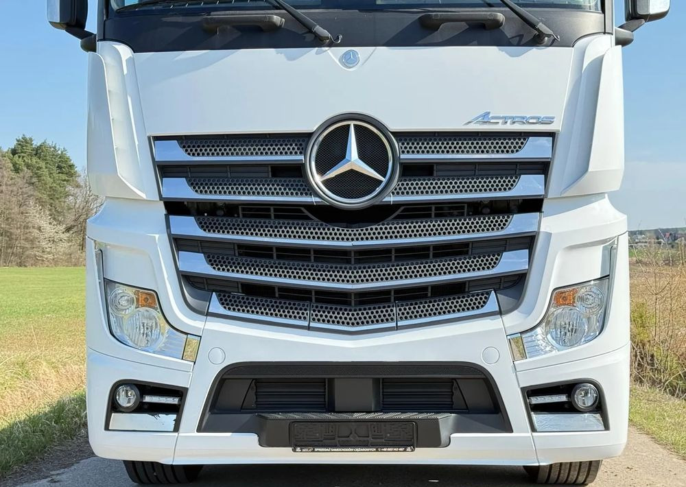 Mercedes-Benz ACTROS 1853/1845/E6/BIG SPACE/STANDARD/2019/ALUSY/NISKI PRZEBIEG/ - Тягач: фото 4 Mercedes-Benz ACTROS 1853/1845/E6/BIG SPACE/STANDARD/2019/ALUSY/NISKI PRZEBIEG/ - Тягач: фото 4