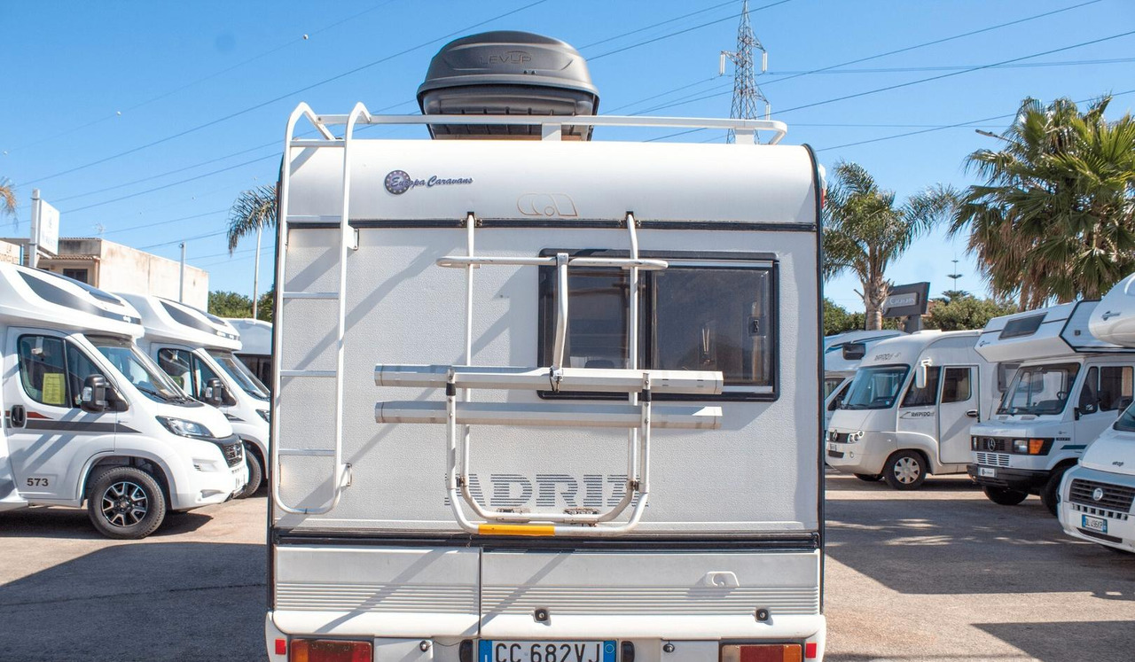 Adria 610 - Альковный автодом: фото 2 Adria 610 - Альковный автодом: фото 2