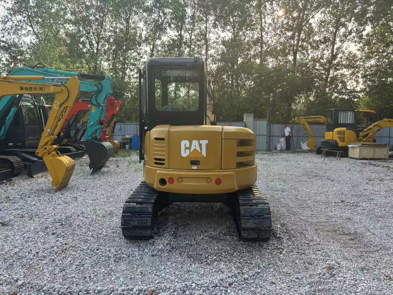 CATERPILLAR 304CCR - Мини-экскаватор: фото 5 CATERPILLAR 304CCR - Мини-экскаватор: фото 5