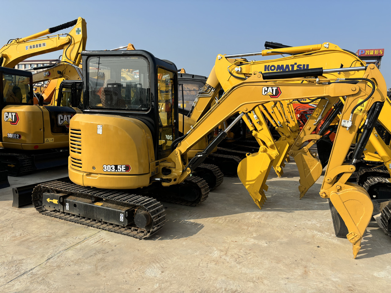 CATERPILLAR CAT303.5E - Мини-экскаватор: фото 4 CATERPILLAR CAT303.5E - Мини-экскаватор: фото 4