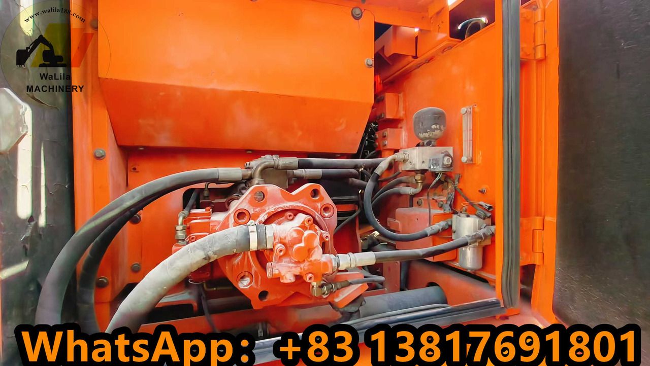 DOOSAN DH225 - Гусеничный экскаватор: фото 2 DOOSAN DH225 - Гусеничный экскаватор: фото 2