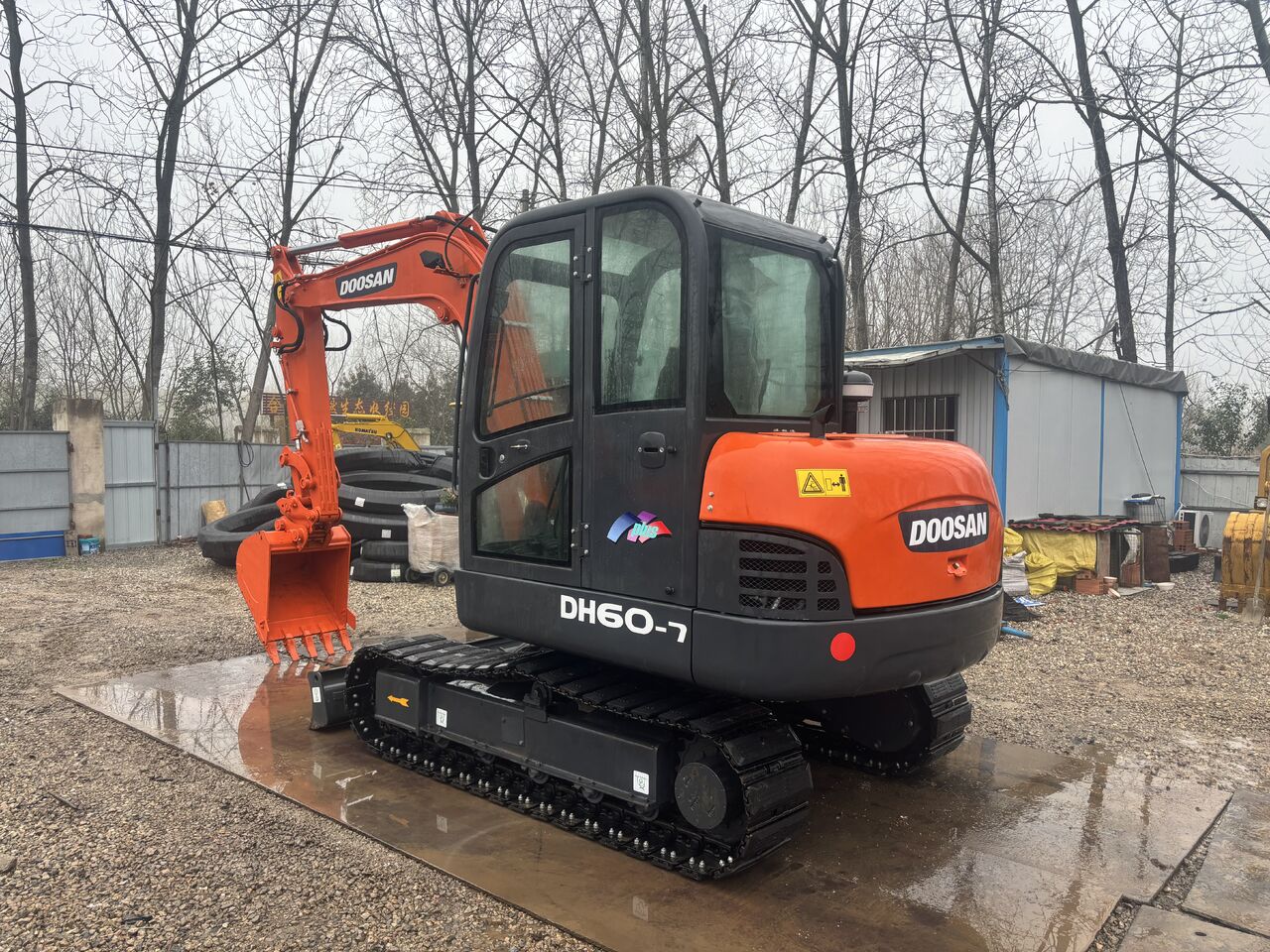 DOOSAN DH60-7 - Мини-экскаватор: фото 5 DOOSAN DH60-7 - Мини-экскаватор: фото 5