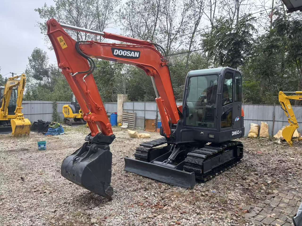 DOOSAN DH60 - Мини-экскаватор: фото 4 DOOSAN DH60 - Мини-экскаватор: фото 4