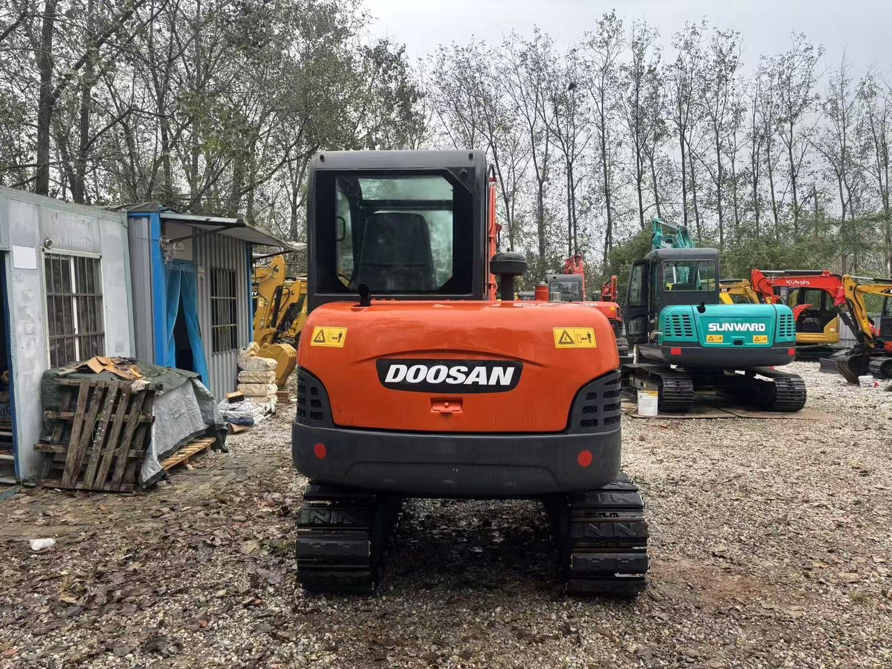 DOOSAN DH60 - Мини-экскаватор: фото 5 DOOSAN DH60 - Мини-экскаватор: фото 5