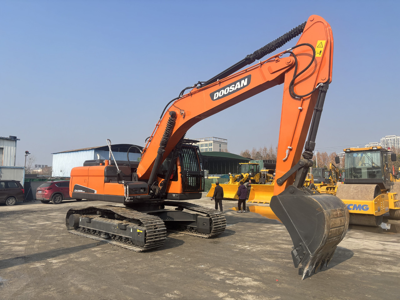DOOSAN DX225 - Гусеничный экскаватор: фото 5 DOOSAN DX225 - Гусеничный экскаватор: фото 5