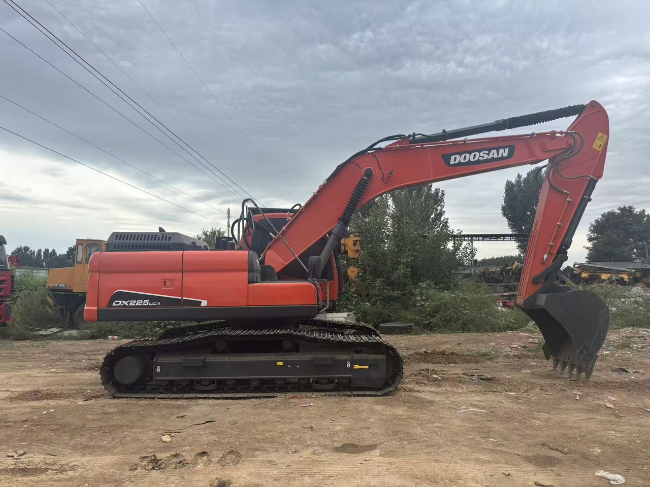 DOOSAN DX225LCA - Гусеничный экскаватор: фото 3 DOOSAN DX225LCA - Гусеничный экскаватор: фото 3