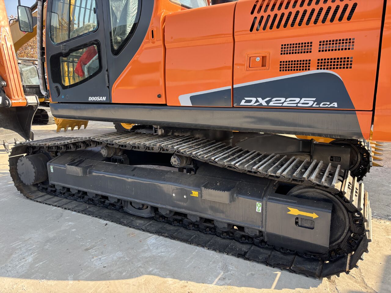 DOOSAN DX225LCA - Гусеничный экскаватор: фото 4 DOOSAN DX225LCA - Гусеничный экскаватор: фото 4