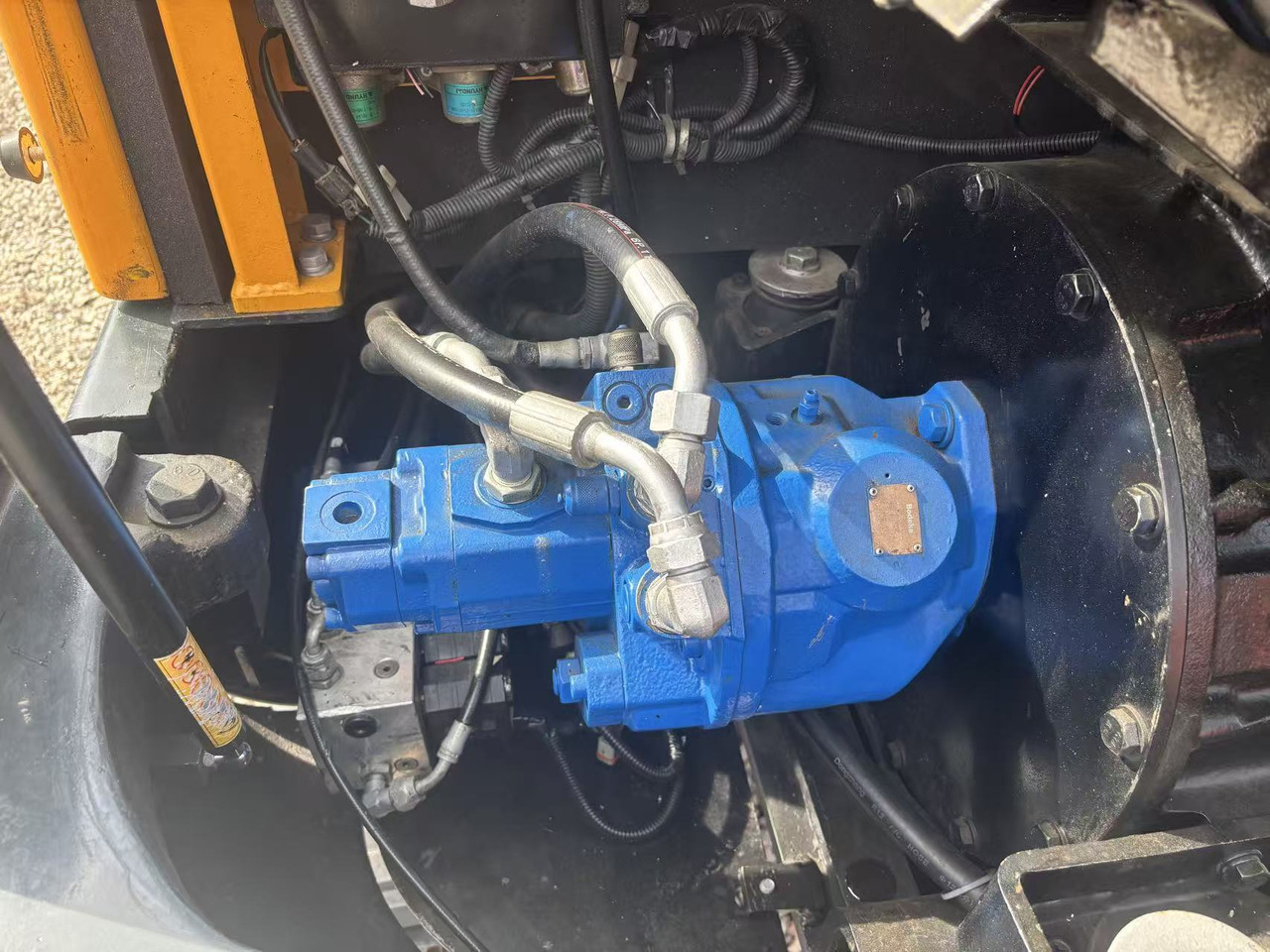 Мини-экскаватор HYUNDAI Hx60 pro: фото 8