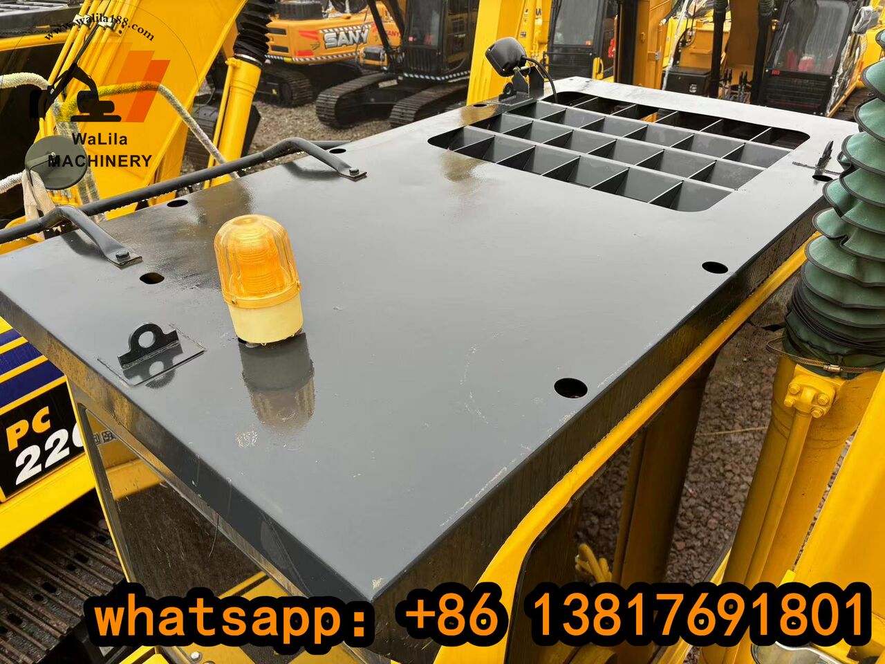 KOMATSU PC210-8 - Гусеничный экскаватор: фото 3 KOMATSU PC210-8 - Гусеничный экскаватор: фото 3