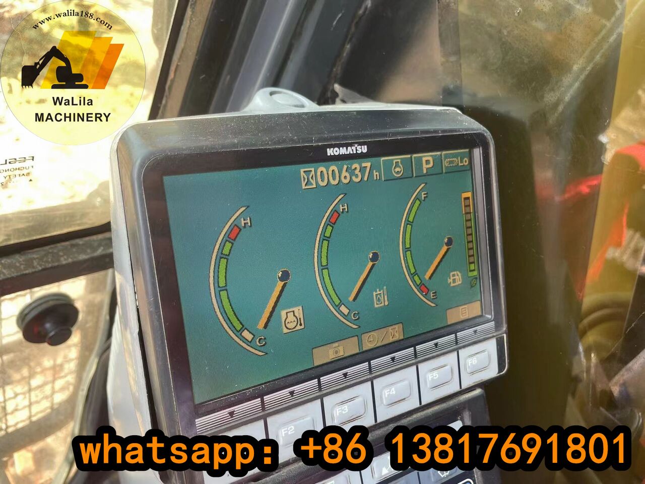 KOMATSU PC220-8 - Мини-экскаватор: фото 3 KOMATSU PC220-8 - Мини-экскаватор: фото 3