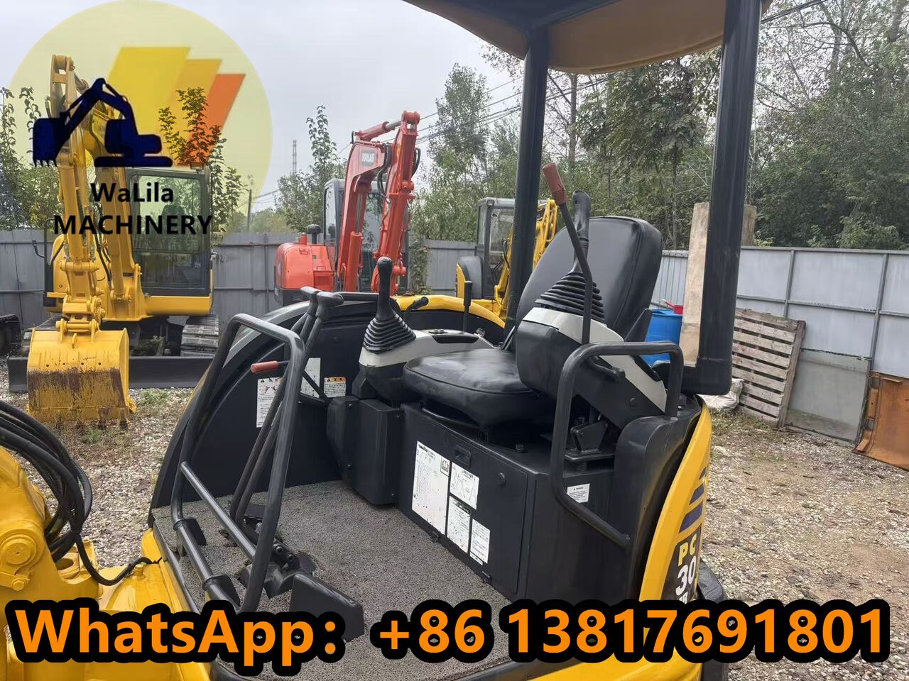 KOMATSU PC30MR-3 - Мини-экскаватор: фото 2 KOMATSU PC30MR-3 - Мини-экскаватор: фото 2