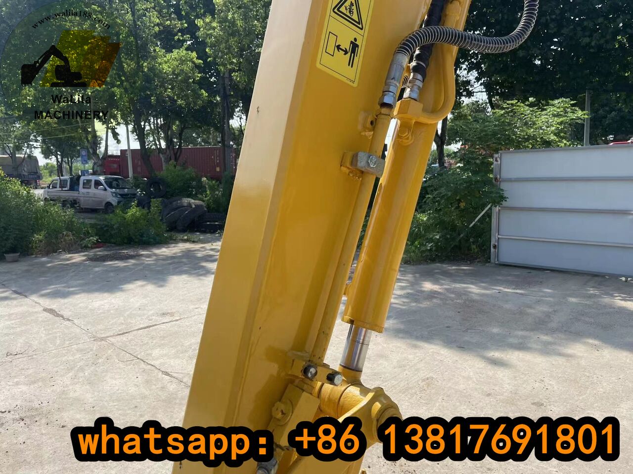 KOMATSU PC40-3 - Мини-экскаватор: фото 3 KOMATSU PC40-3 - Мини-экскаватор: фото 3