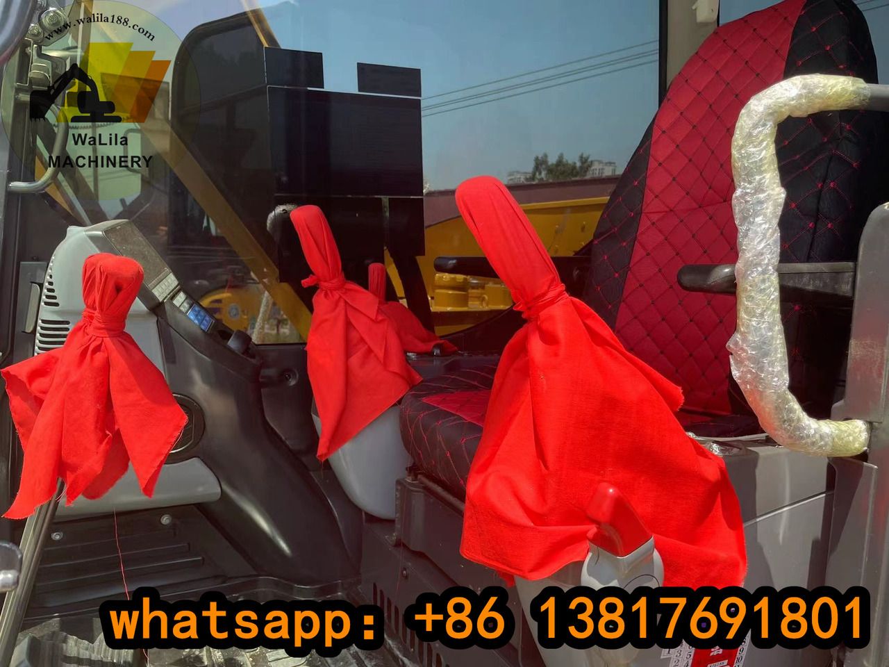 KOMATSU PC70-8 - Мини-экскаватор: фото 2 KOMATSU PC70-8 - Мини-экскаватор: фото 2