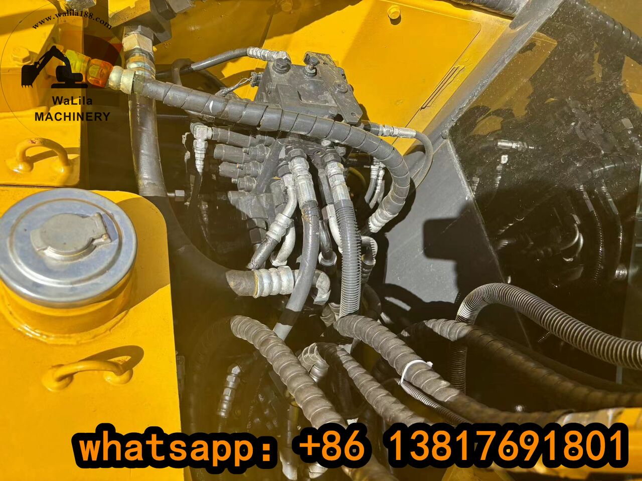 KOMATSU PC70-8 - Мини-экскаватор: фото 2 KOMATSU PC70-8 - Мини-экскаватор: фото 2