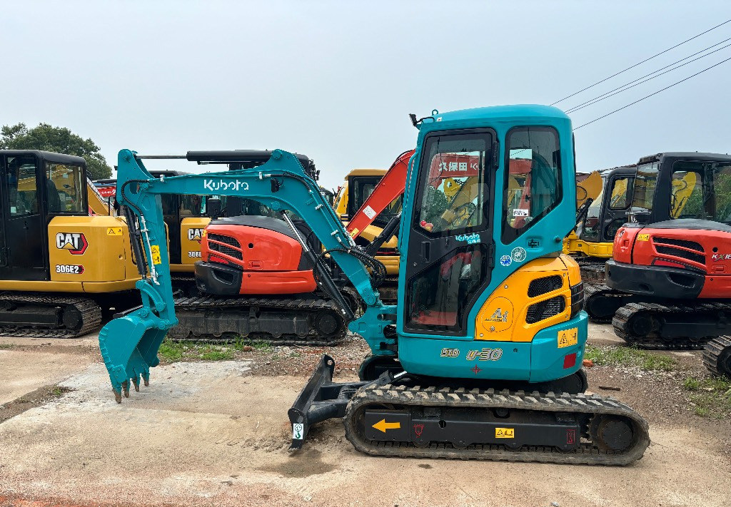 KUBOTA U30 - Мини-экскаватор: фото 1 KUBOTA U30 - Мини-экскаватор: фото 1