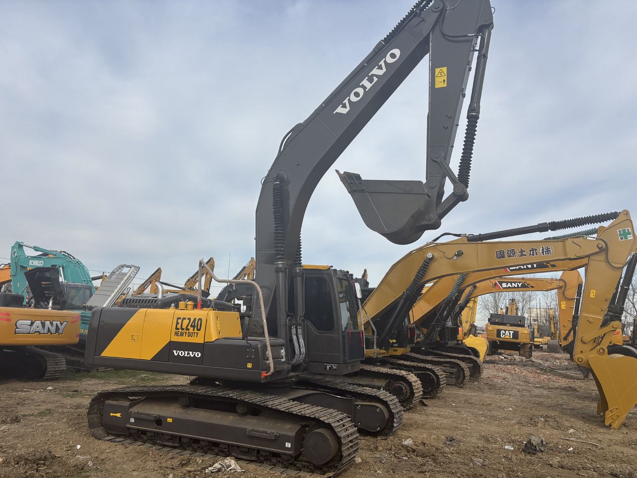 Volvo EC 240 - Гусеничный экскаватор: фото 5 Volvo EC 240 - Гусеничный экскаватор: фото 5