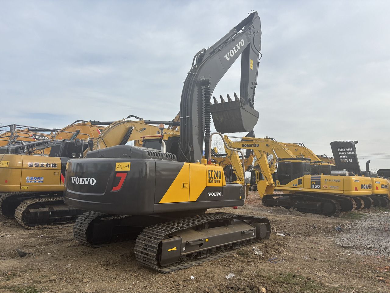 Volvo EC 240 - Гусеничный экскаватор: фото 2 Volvo EC 240 - Гусеничный экскаватор: фото 2