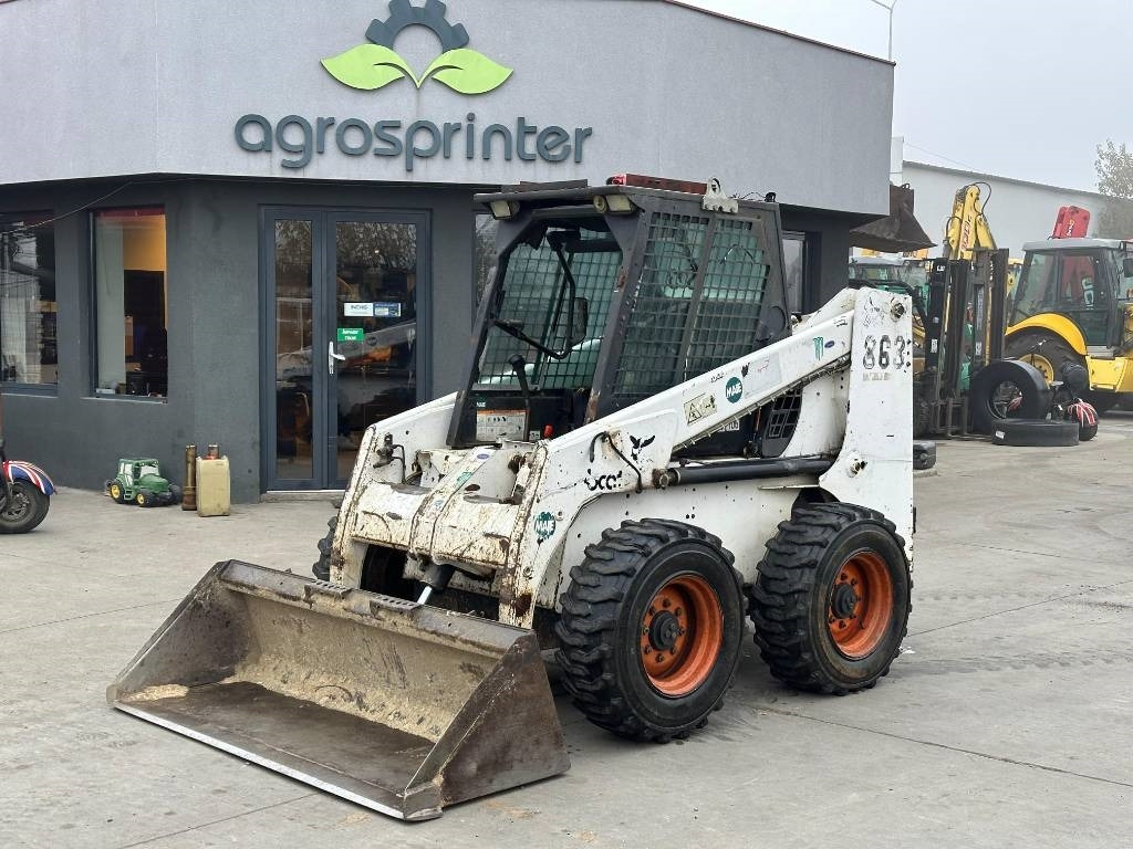 Bobcat 863 H - Мини-погрузчик с бортовым поворотом: фото 1 Bobcat 863 H - Мини-погрузчик с бортовым поворотом: фото 1