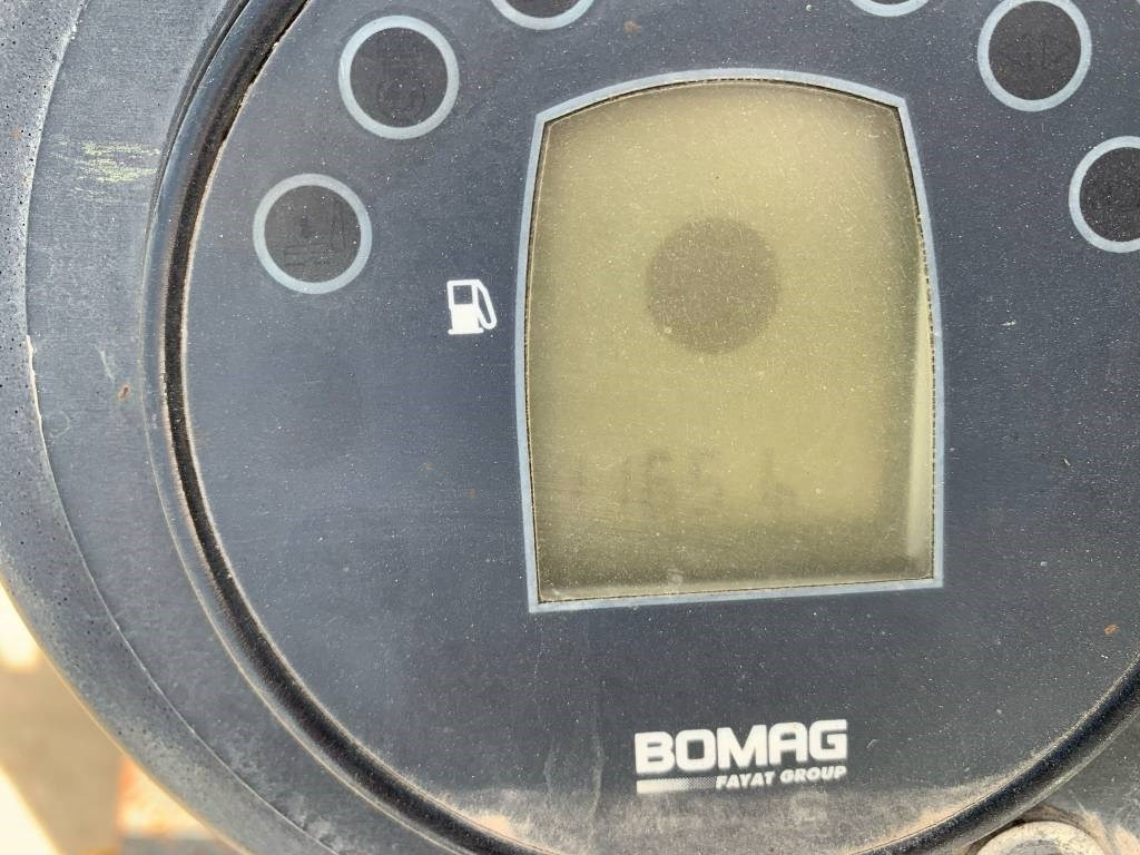 Дорожный каток Bomag BW 100 AD-4: фото 9