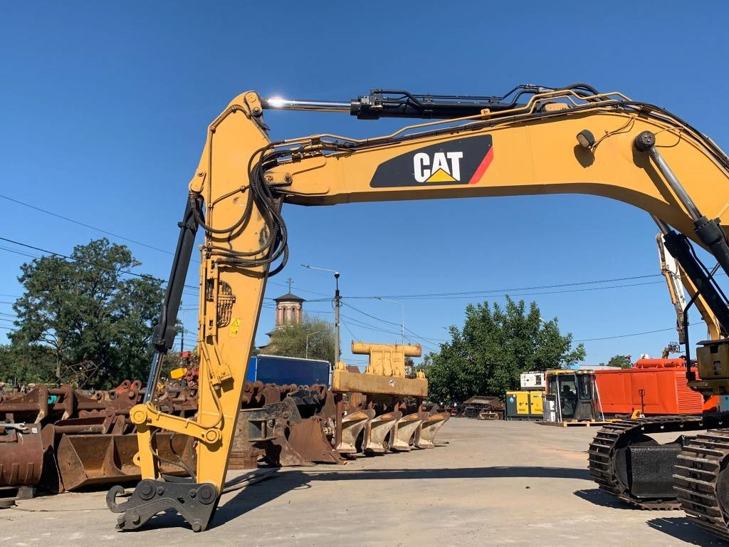 CAT 318F - Гусеничный экскаватор: фото 4 CAT 318F - Гусеничный экскаватор: фото 4