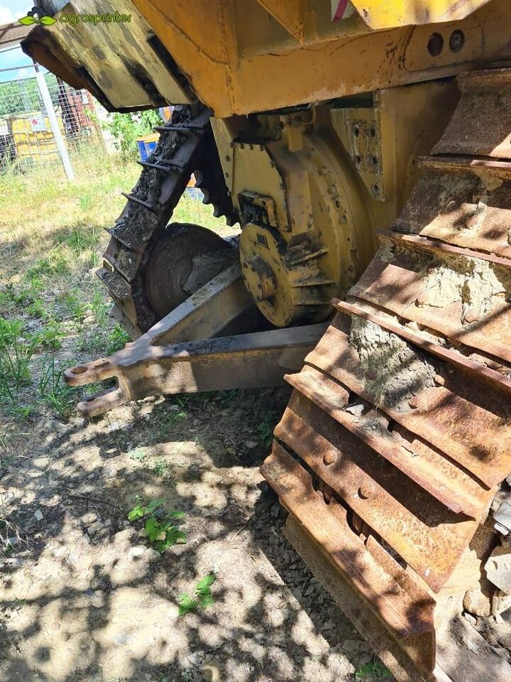 CAT D 6 R XL CAT D 6 R XL - Бульдозер: фото 4 CAT D 6 R XL CAT D 6 R XL - Бульдозер: фото 4
