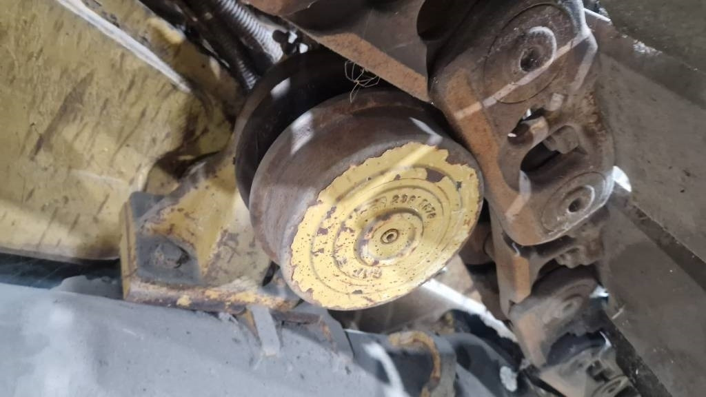 CAT D5 FOR PARTS  - Бульдозер: фото 3 CAT D5 FOR PARTS  - Бульдозер: фото 3