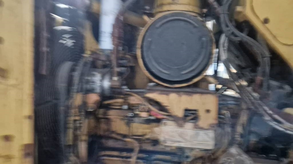 CAT D5 FOR PARTS  - Бульдозер: фото 5 CAT D5 FOR PARTS  - Бульдозер: фото 5