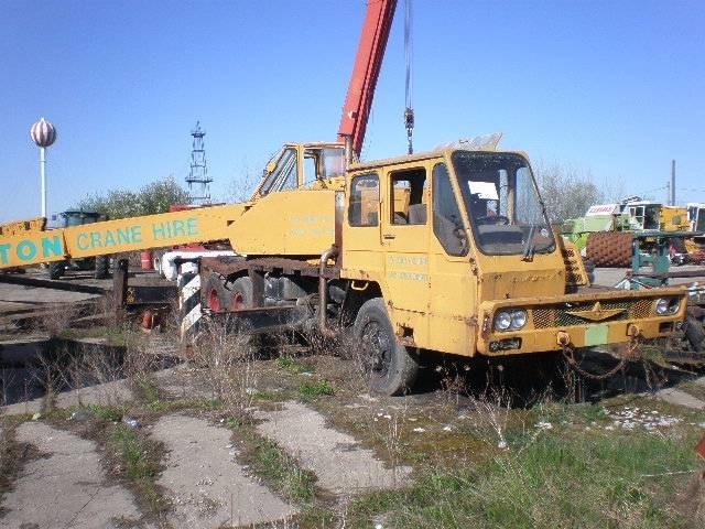 Kato 16T - Мобильный кран: фото 1 Kato 16T - Мобильный кран: фото 1