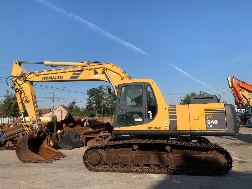 Komatsu PC 240 NLC-6K  - Гусеничный экскаватор: фото 2 Komatsu PC 240 NLC-6K  - Гусеничный экскаватор: фото 2