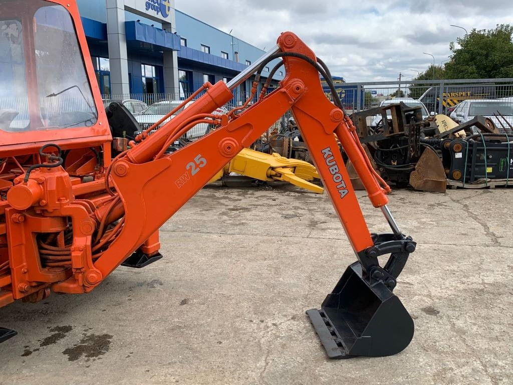 Kubota RW25 - Трактор: фото 5 Kubota RW25 - Трактор: фото 5