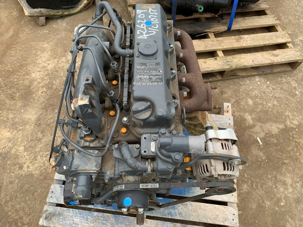 Kubota V 2203 ENGINE - Двигатель для Строительной техники: фото 3 Kubota V 2203 ENGINE - Двигатель для Строительной техники: фото 3