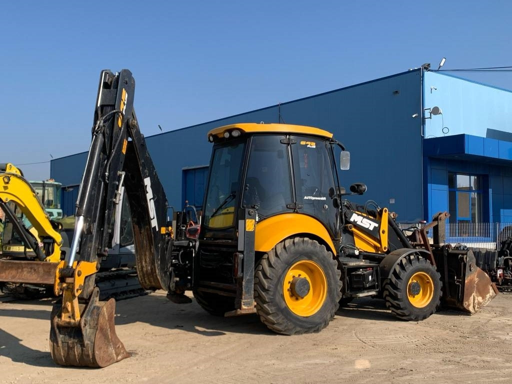 MST 642 Plus - Экскаватор-погрузчик: фото 3 MST 642 Plus - Экскаватор-погрузчик: фото 3
