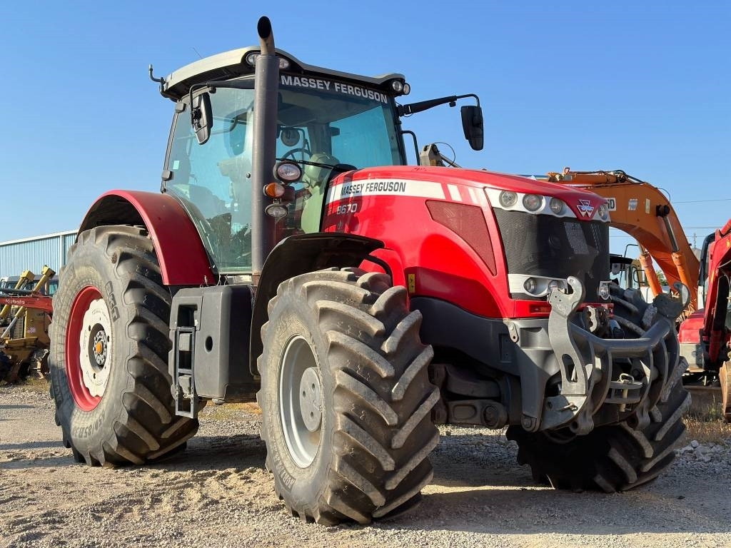 Massey Ferguson 8670 - Трактор: фото 5 Massey Ferguson 8670 - Трактор: фото 5