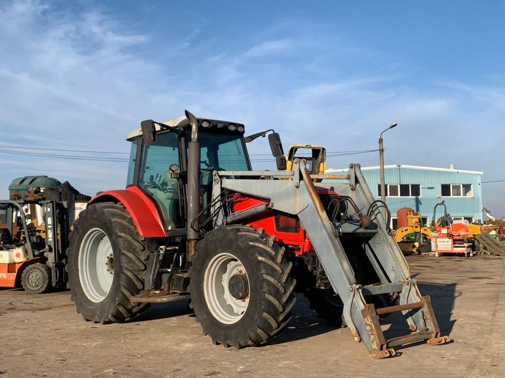 Massey Ferguson MF7485 - Трактор: фото 4 Massey Ferguson MF7485 - Трактор: фото 4