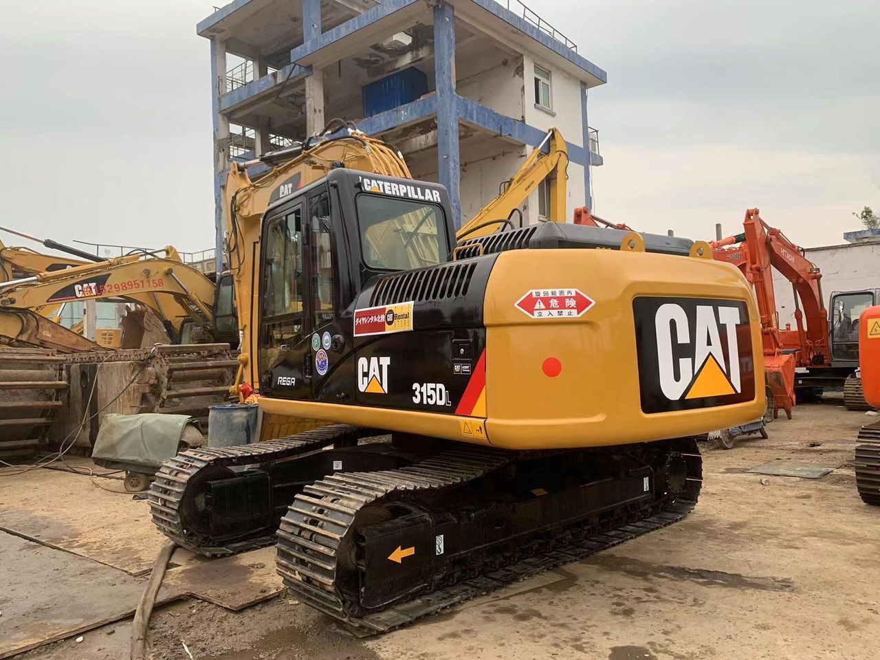 CAT 315D - Гусеничный экскаватор: фото 2 CAT 315D - Гусеничный экскаватор: фото 2