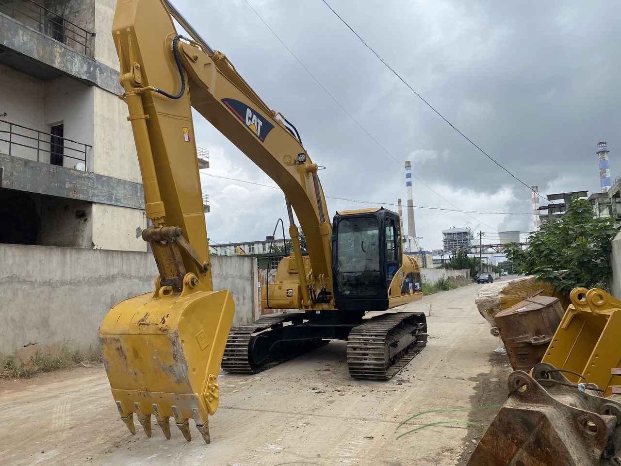 CATERPILLAR 320CL - Гусеничный экскаватор: фото 1 CATERPILLAR 320CL - Гусеничный экскаватор: фото 1