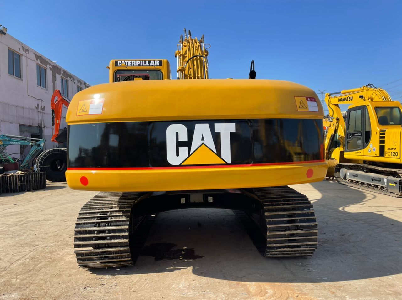 CATERPILLAR 320CL - Гусеничный экскаватор: фото 2 CATERPILLAR 320CL - Гусеничный экскаватор: фото 2