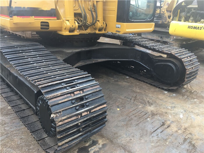 Caterpillar 320B - Гусеничный экскаватор: фото 2 Caterpillar 320B - Гусеничный экскаватор: фото 2