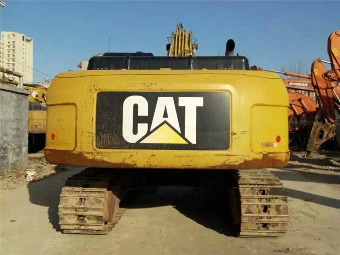 Caterpillar 324DL - Гусеничный экскаватор: фото 4 Caterpillar 324DL - Гусеничный экскаватор: фото 4